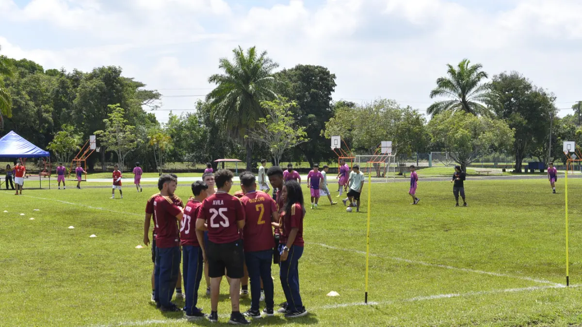 Jornada de Interclases de Fútbol : Noveno, Décimo y Once 🏆⚽