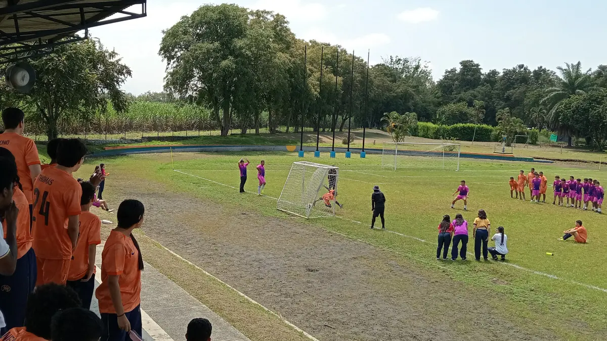 Jornada de Interclases de Fútbol : Noveno, Décimo y Once 🏆⚽
