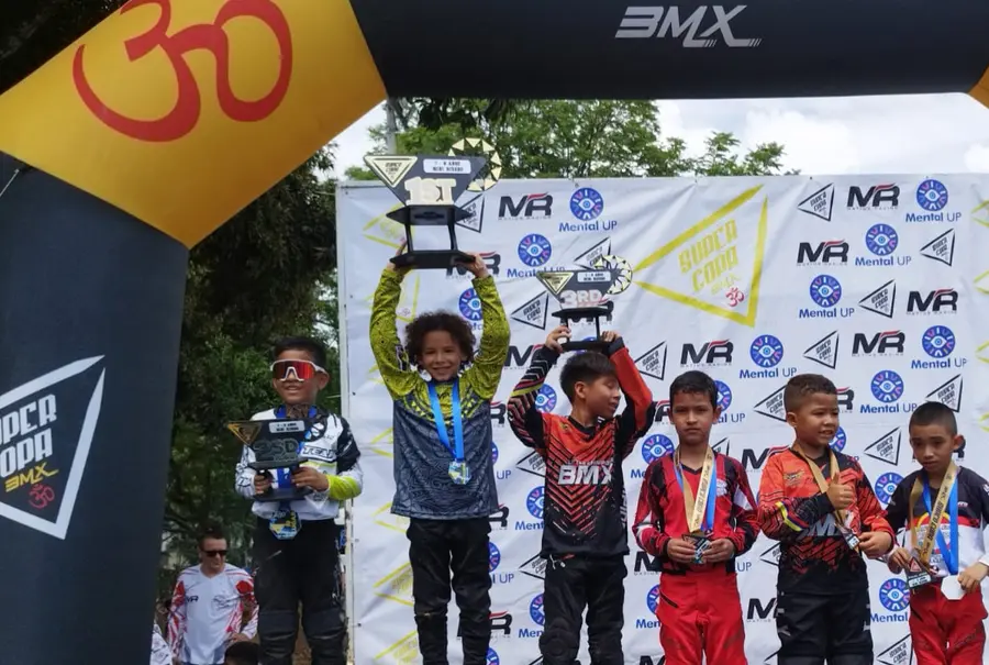 blog Mérito Deportivo - Campeón BMX