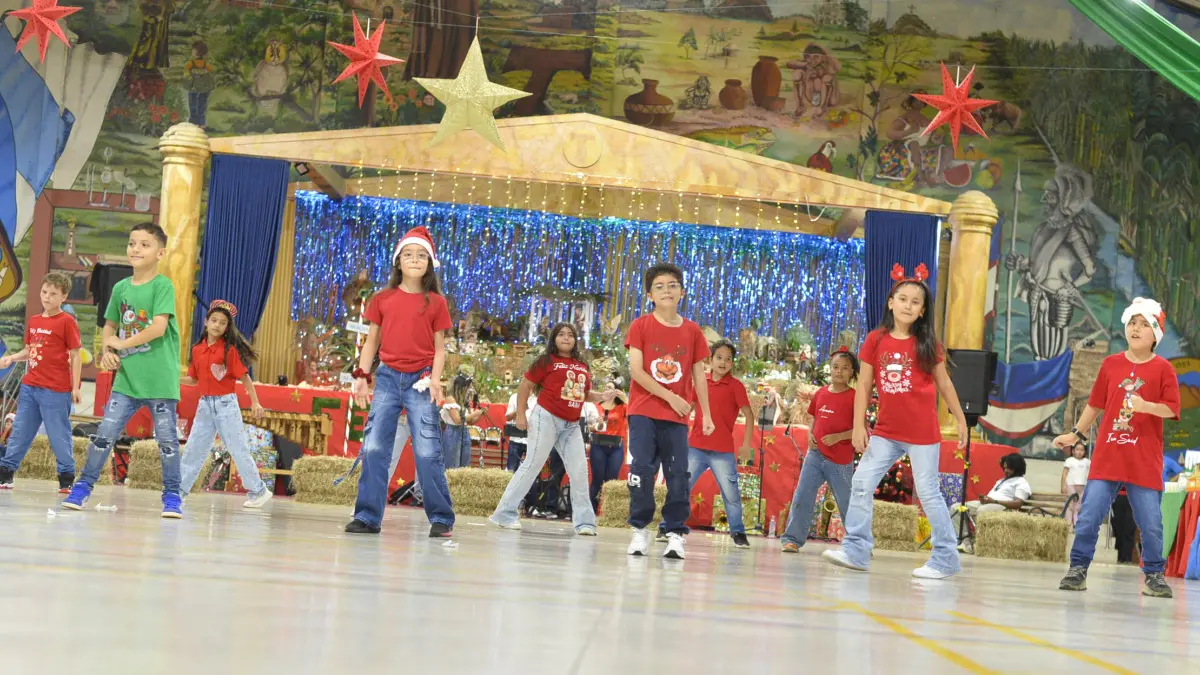 Inicio de la Navidad en la Familia Damianista